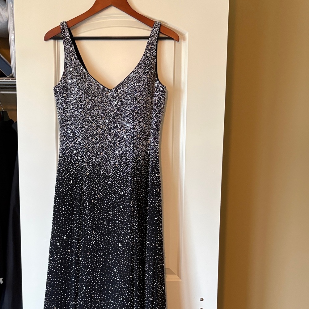 EUC Mon Cheri Evenings Size 8